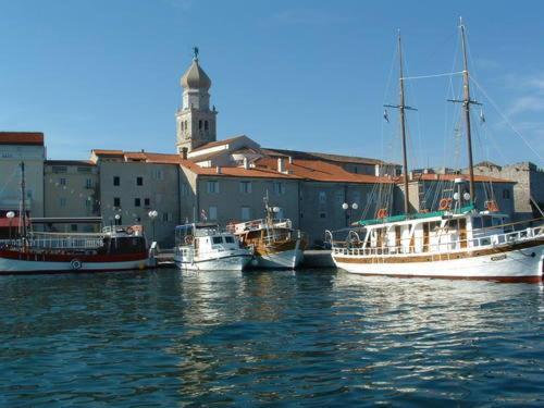 Apartmani Krk Krk Town Exterior foto